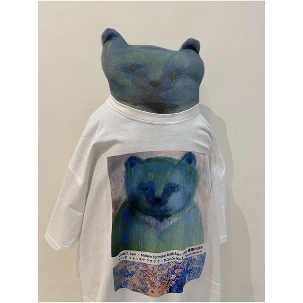 T-Shirt Cotton Unique Art Design for Women & Men 'Moda T. Bear Art World" Pattern TS002