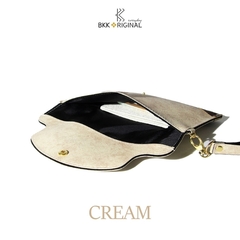 BKK Original 皮革手拿包 - Cream 文創