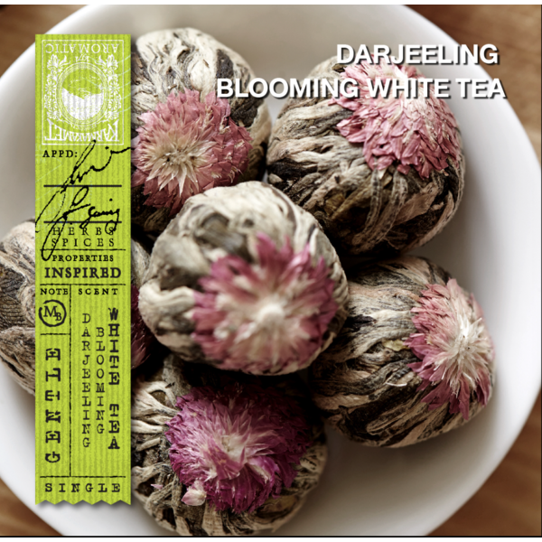 Karmakamet 大吉嶺白茶香氛玻璃蠟燭 (Darjeeling Blooming White Tea) 185g