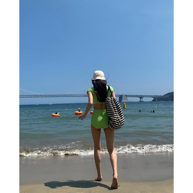 APRILPOOLDAY - SMOGGIE 半截式泳衣 - 檸檬綠 (尺寸 S-L 碼)