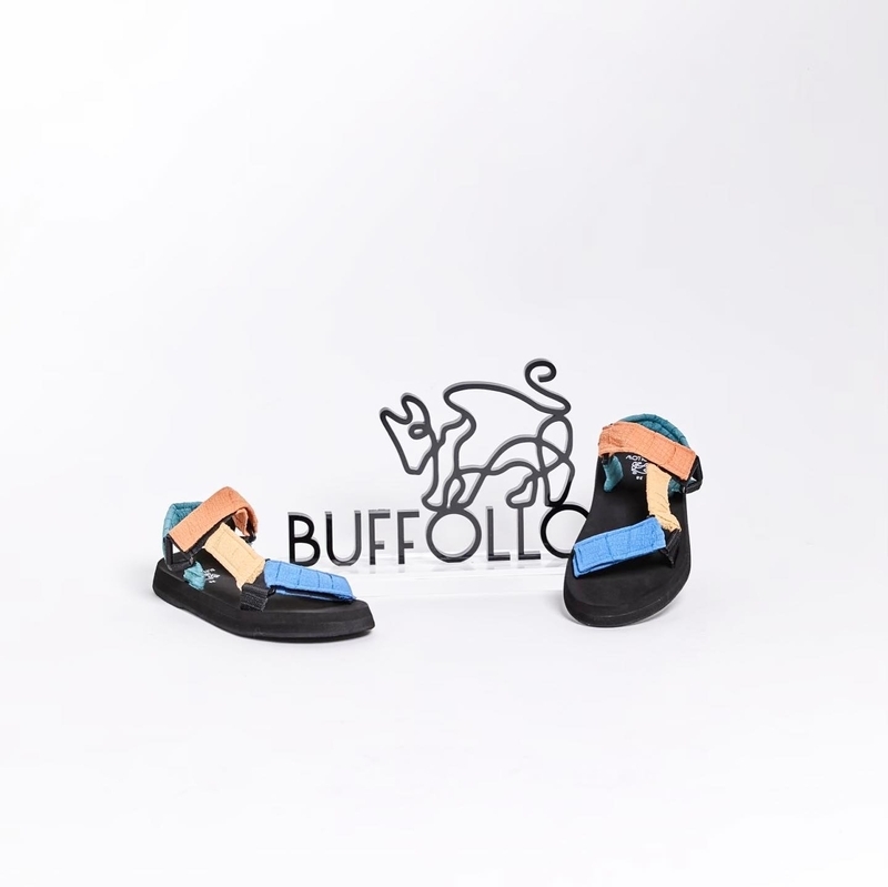 BUFFOLLOW - 綁帶涼鞋 - 溫暖夏天 (36-44 碼)