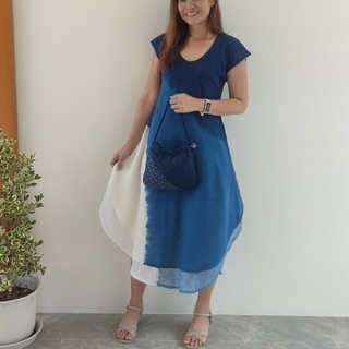 Hug Fai Hug D - 雙層三色階藍染連衣裙